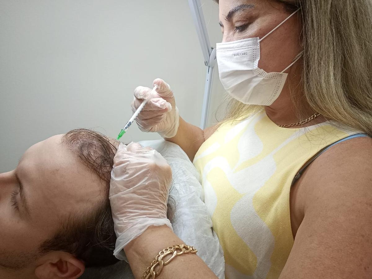 Aplicação de tratamento capilar